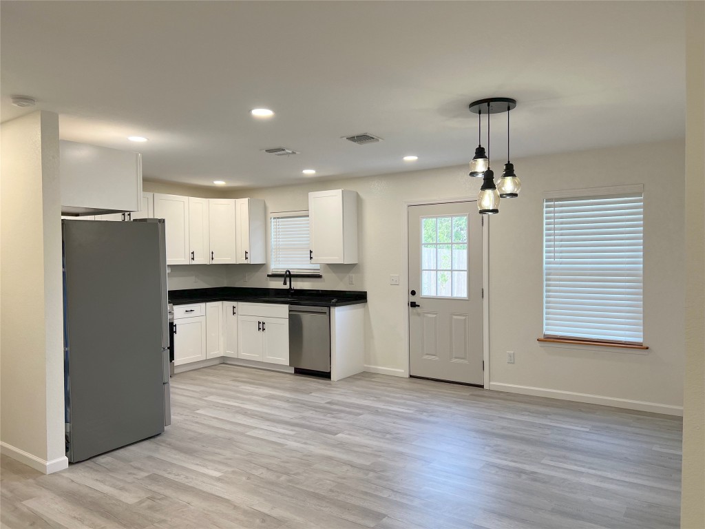 1948 FM 1163 Road, Unit A El Campo, TX 77437 - Photo 12 of 26