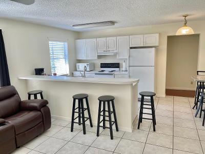 621 Northeast 3rd Avenue, Unit FRONT Delray Beach, FL 33444 - Photo 6 of 12 3rd-4