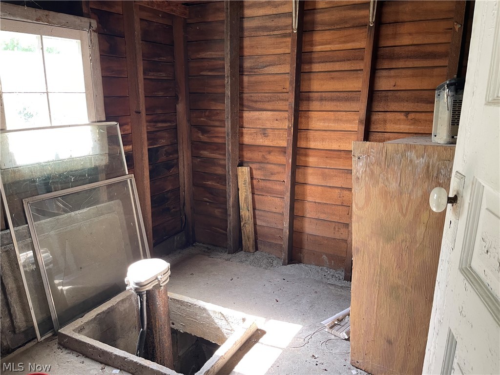4890 Brainard Road Chagrin Falls, OH 44022 - Photo 15 of 22 well room
