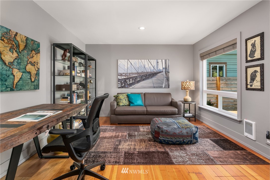 4535 Southwest Director Street Seattle, WA 98136 - Photo 13 of 25 Gallery Image 13