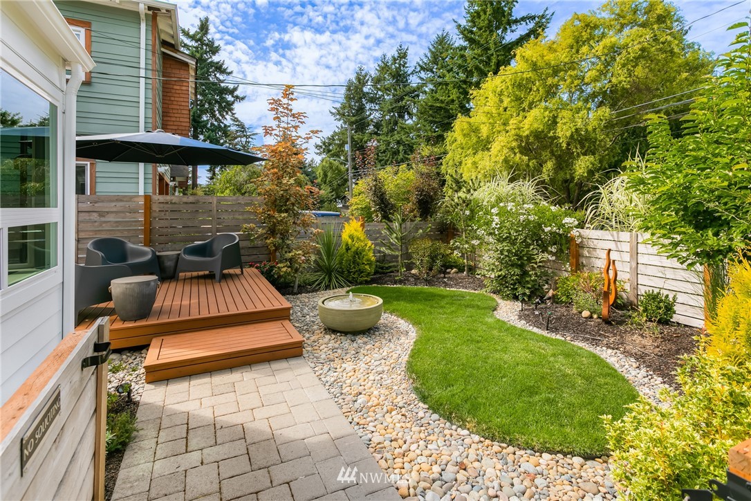 4535 Southwest Director Street Seattle, WA 98136 - Photo 3 of 25 Gallery Image 3