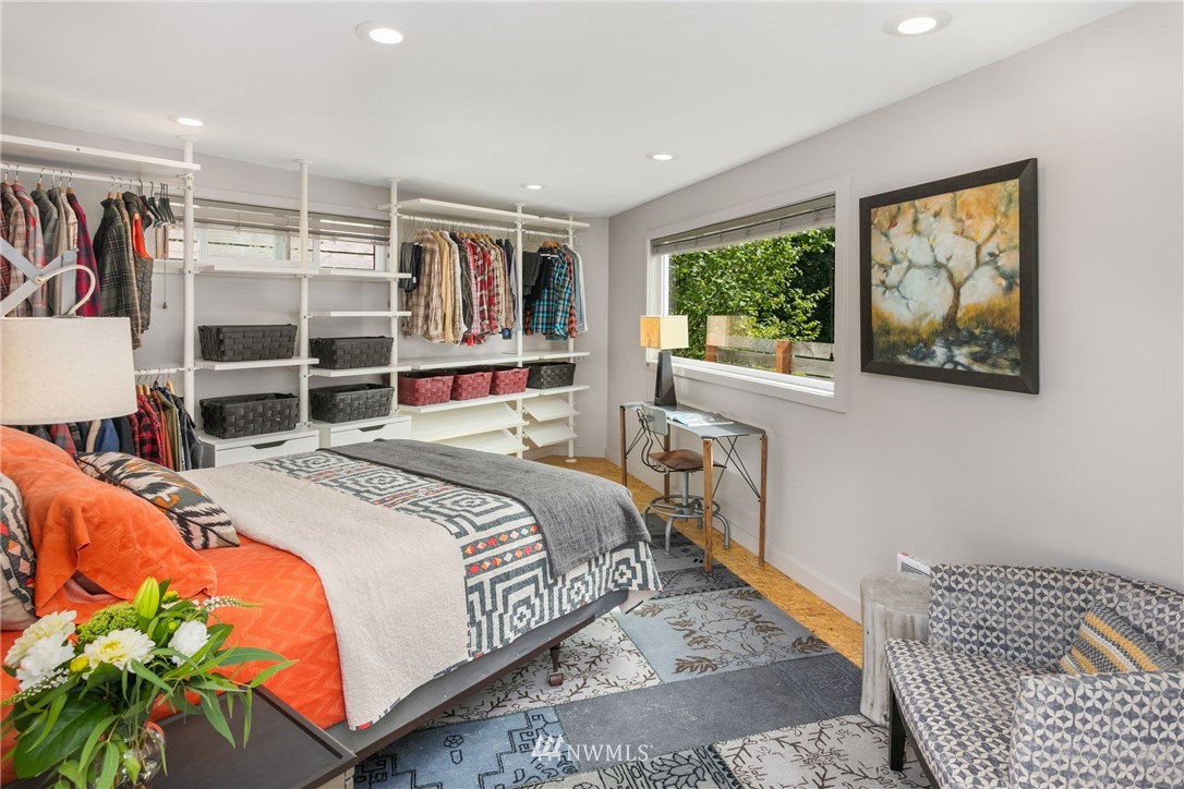 4535 Southwest Director Street Seattle, WA 98136 - Photo 21 of 25 Gallery Image 21