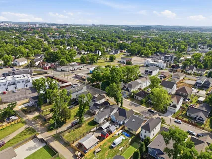 $425,000 | 1812 10th Avenue North, Nashville, TN 37208