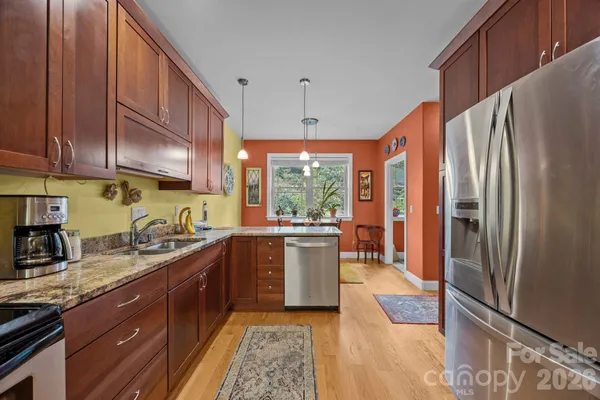 $749,000 | 40 Mountain Shadows Drive, Leicester, NC 28748