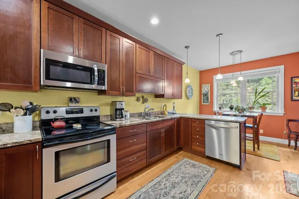 $749,000 | 40 Mountain Shadows Drive, Leicester, NC 28748