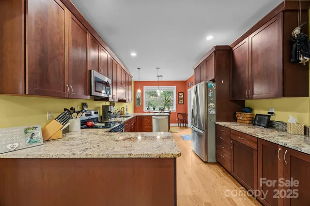 $750,000 | 40 Mountain Shadows Drive, Leicester, NC 28748