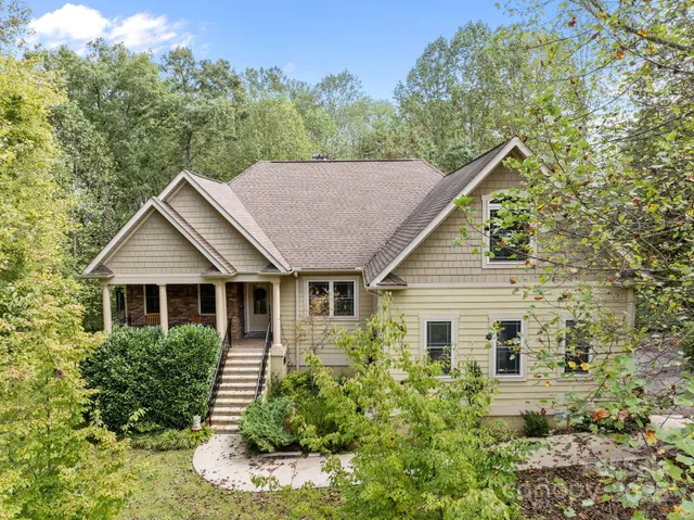 $750,000 | 40 Mountain Shadows Drive, Leicester, NC 28748