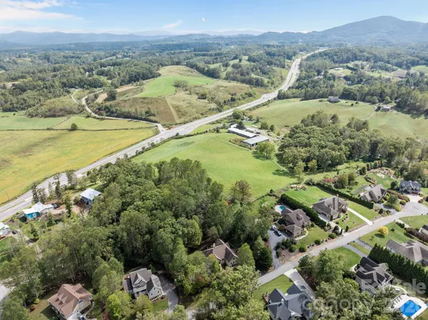 $749,000 | 40 Mountain Shadows Drive, Leicester, NC 28748