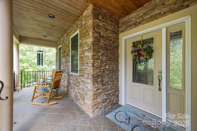 $750,000 | 40 Mountain Shadows Drive, Leicester, NC 28748