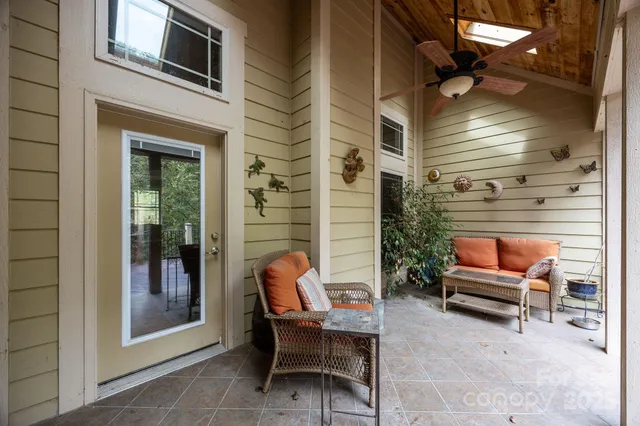 $750,000 | 40 Mountain Shadows Drive, Leicester, NC 28748