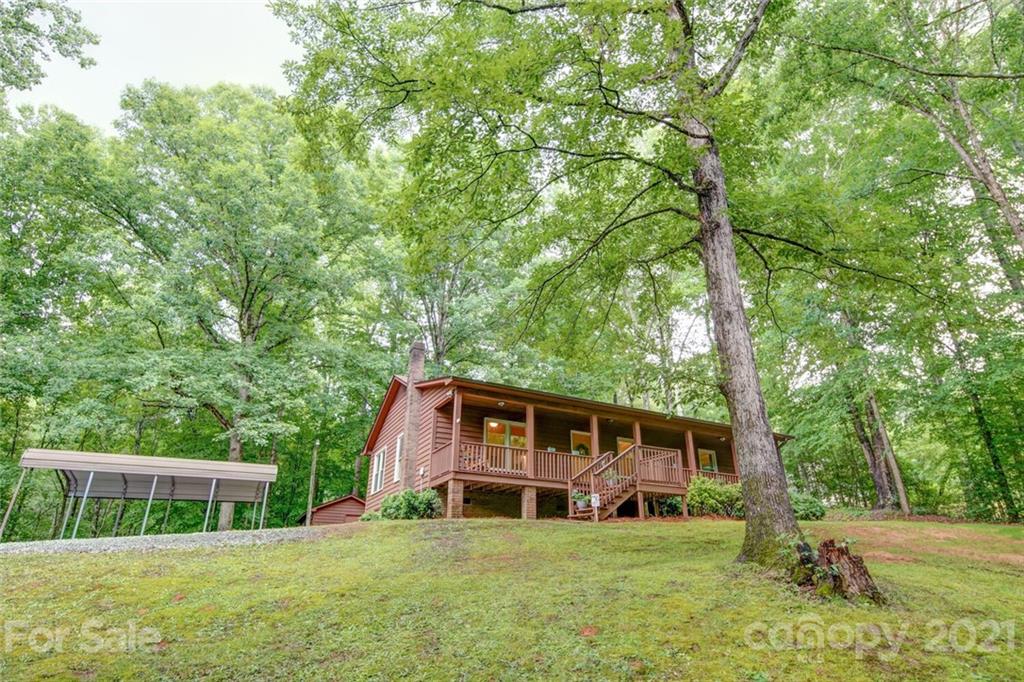 118 Holly Ridge Road Dallas, NC 28034 - Photo 3 of 44 Gallery Image 3