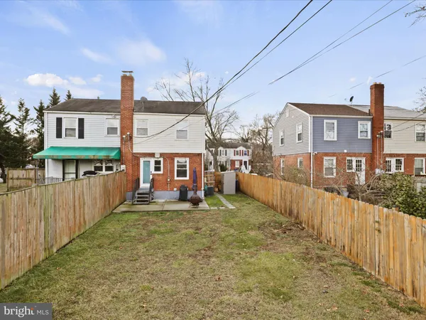 $2,950 | 2236 Arlington Terrace, Alexandria, VA 22303