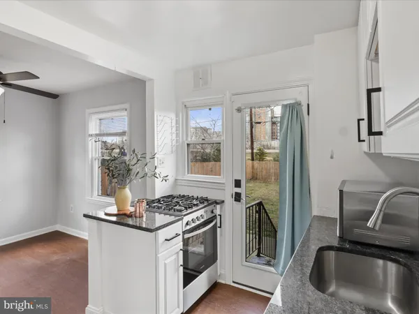 $2,950 | 2236 Arlington Terrace, Alexandria, VA 22303