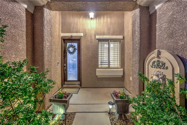 $914,000 | 2110 Ponticello Drive, Henderson, NV 89052