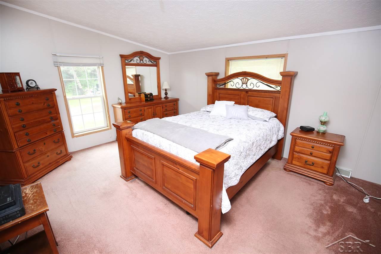 4096 West Saginaw Road Coleman, MI 48618 - Photo 15 of 41 50012948-14.JPG