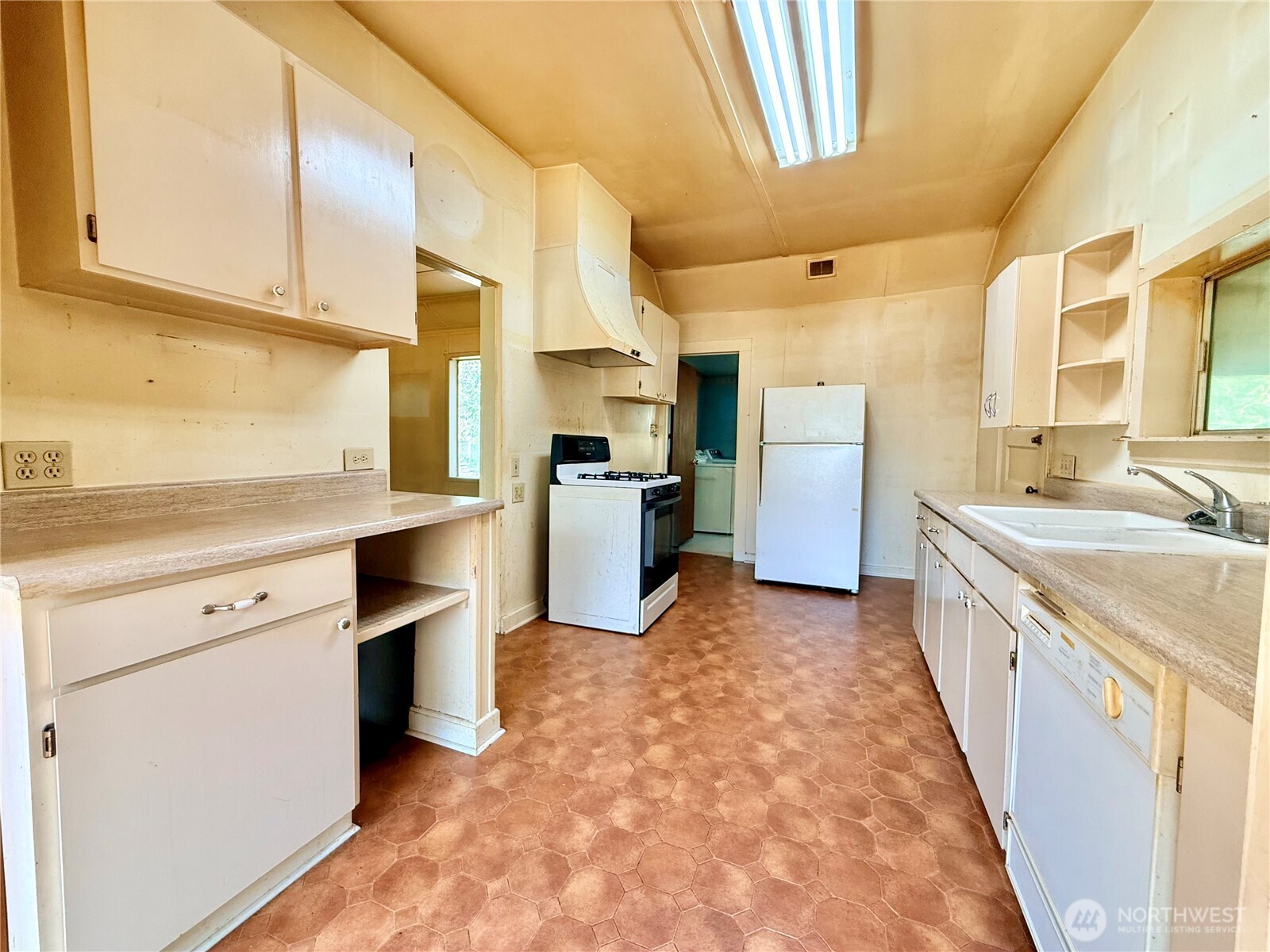 1919 Guy Wetzel Road Port Orchard, WA 98366 - Photo 14 of 25 Gallery Image 14