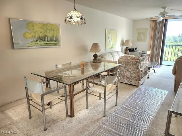 a view of a livingroom and dining room