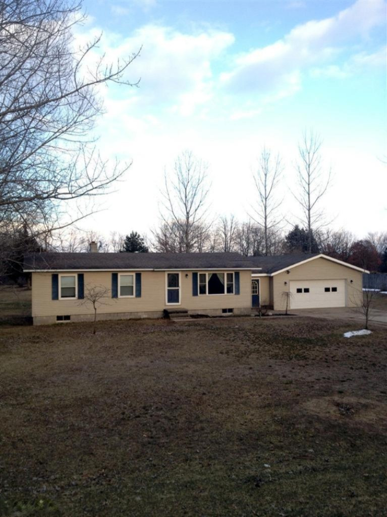 1284 North Maple Island Road Hesperia, MI 49421 - Photo 1 of 19 Primary Photo