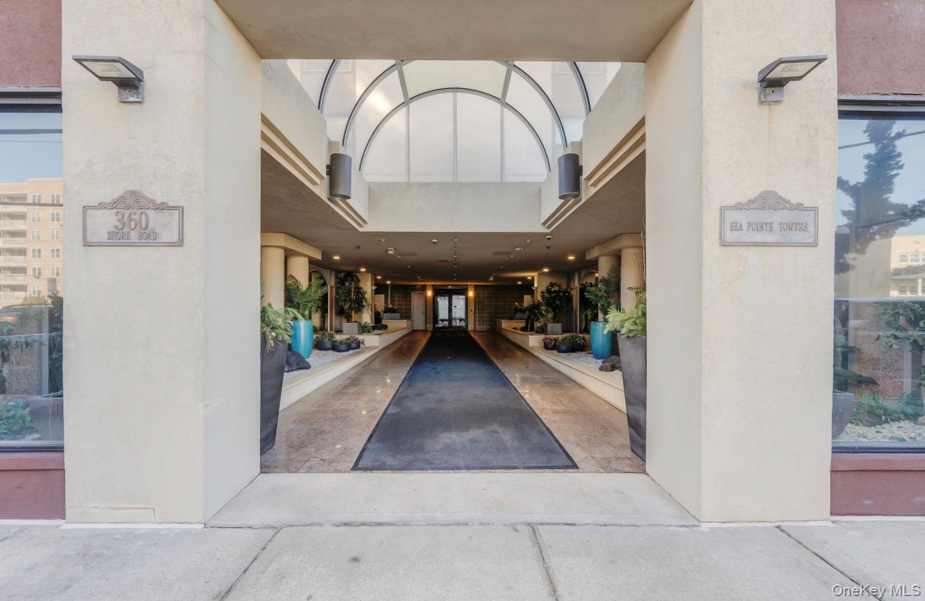 360 Shore Road, Unit 3H Long Beach, NY 11561 - Photo 2 of 23 a view of a living room