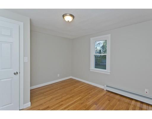 2 Stratford Road Holyoke, MA 01040 - Photo 20 of 40