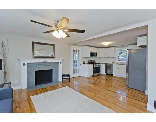2 Stratford Road Holyoke, MA 01040 - Photo 3 of 40
