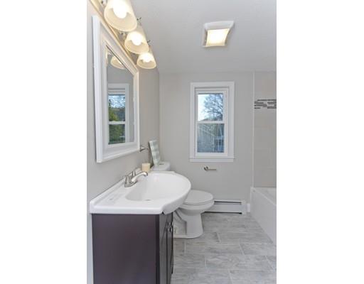 2 Stratford Road Holyoke, MA 01040 - Photo 33 of 40
