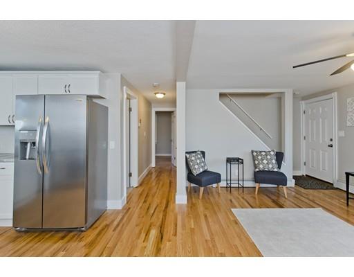 2 Stratford Road Holyoke, MA 01040 - Photo 7 of 40