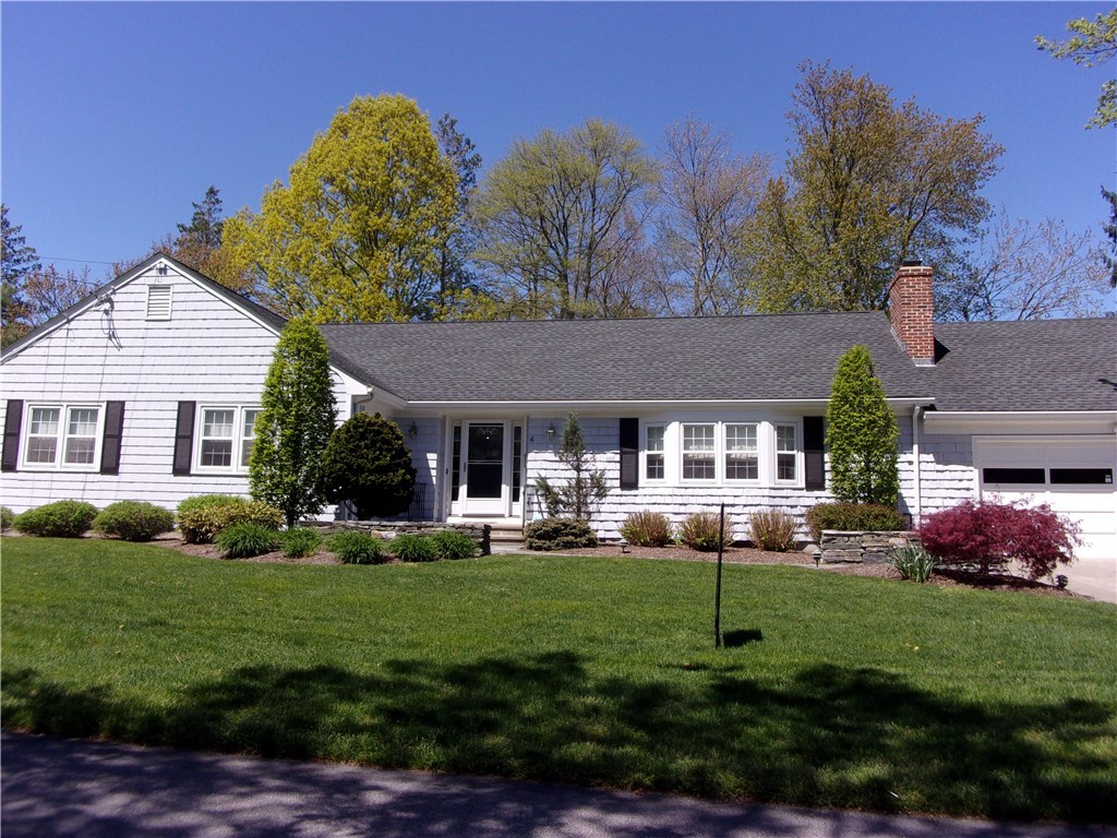 4 Briarfield Road Barrington, RI 02806 - Photo 1 of 28