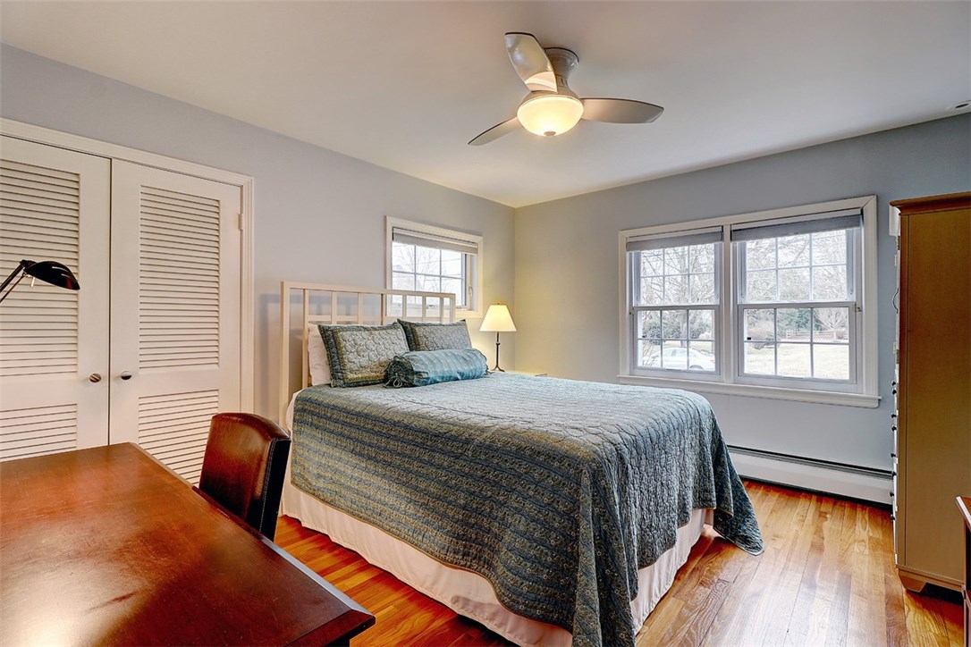 4 Briarfield Road Barrington, RI 02806 - Photo 19 of 28