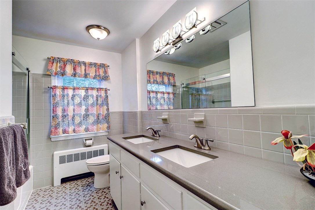 4 Briarfield Road Barrington, RI 02806 - Photo 21 of 28