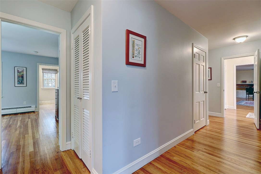 4 Briarfield Road Barrington, RI 02806 - Photo 22 of 28
