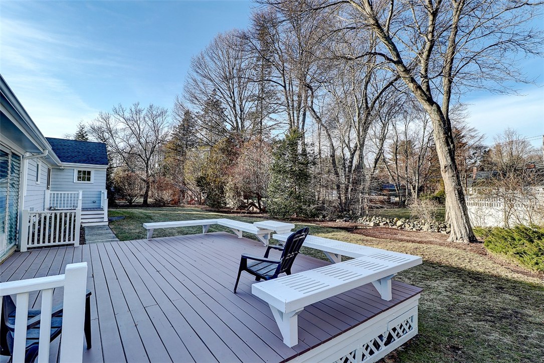 4 Briarfield Road Barrington, RI 02806 - Photo 26 of 28