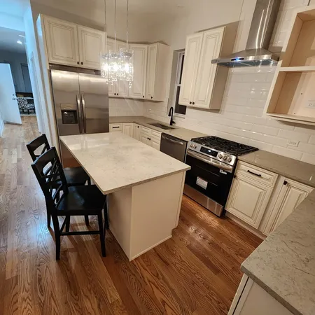 $629,900 | 6350 South Champlain Avenue, Chicago, IL 60637