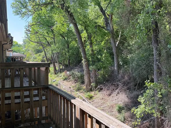 $129,900 | 6012 Westridge Lane, Unit 610, Fort Worth, TX 76116