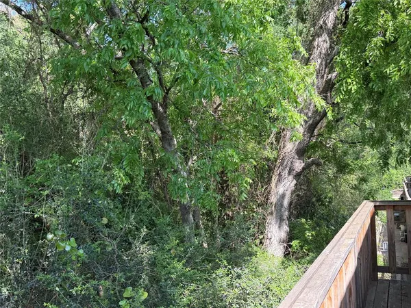 $129,900 | 6012 Westridge Lane, Unit 610, Fort Worth, TX 76116