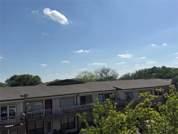 $129,900 | 6012 Westridge Lane, Unit 610, Fort Worth, TX 76116