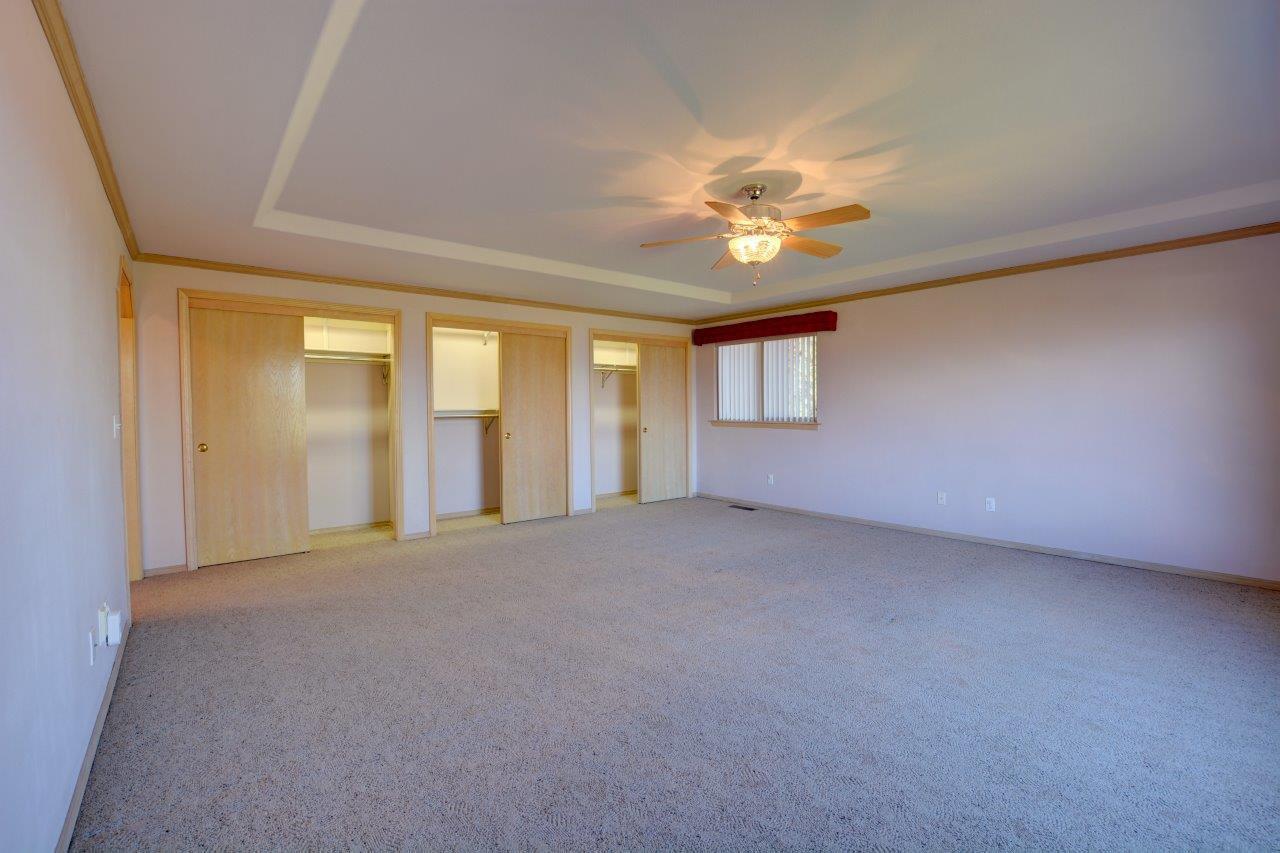 4400 Independence School Road Medford, OR 97501 - Photo 18 of 35 More Master