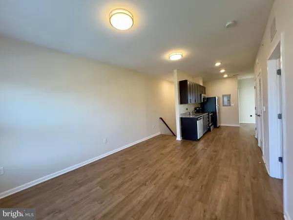 $1,699 | 5910 Arizona Avenue, Unit 5910B, Baltimore, MD 21206