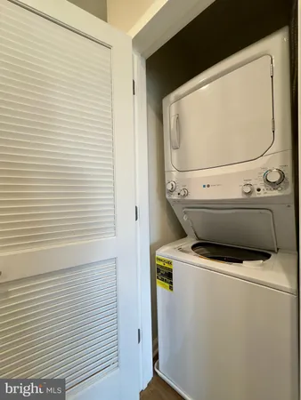 $1,699 | 5910 Arizona Avenue, Unit 5910B, Baltimore, MD 21206