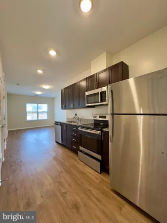 $1,699 | 5910 Arizona Avenue, Unit 5910B, Baltimore, MD 21206