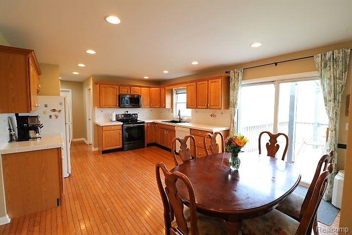 855 Brown City Road Imlay City, MI 48444 - Photo 12 of 36 Gallery Image 12