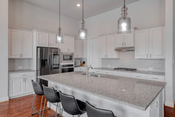 $3,750 | 18012 Leccion Drive, Pflugerville, TX 78660