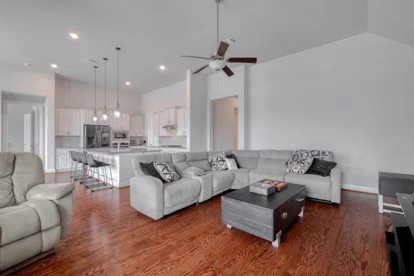 $3,750 | 18012 Leccion Drive, Pflugerville, TX 78660