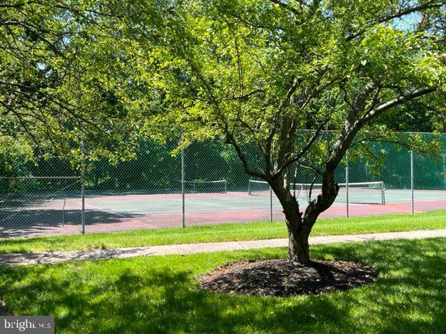243 Tavistock Road Cherry Hill, NJ 08034 - Photo 25 of 27 Condo Association Tennis Court