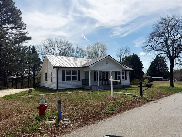 $299,900 | 800 Park Avenue, Baldwin, GA 30511