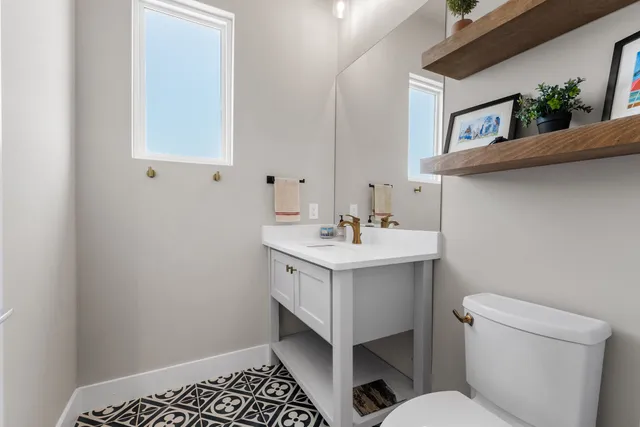 $1,750,000 | 690 Cielo Springs Drive, Blanco, TX 78606