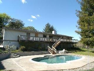 6051 Vine Hill Road Sebastopol, CA 95472 - Photo 1 of 8 Gallery Image 1