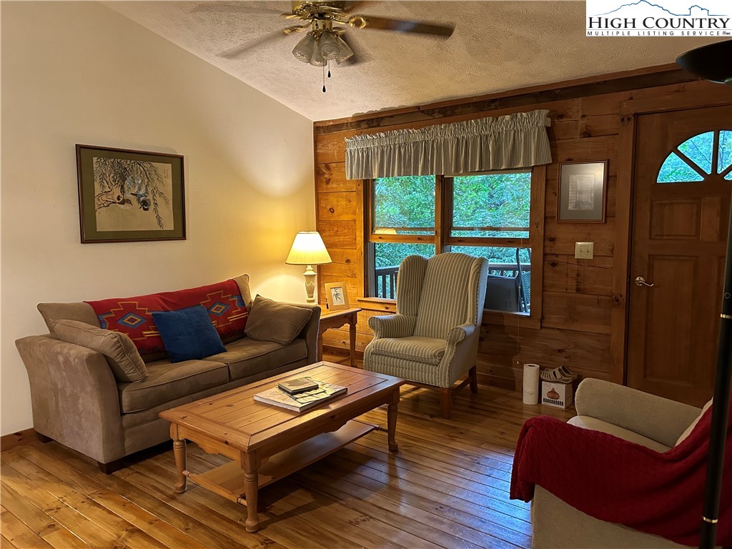 106 Hemlock Edge Boone, NC 28607 - Photo 9 of 13 Gallery Image 9