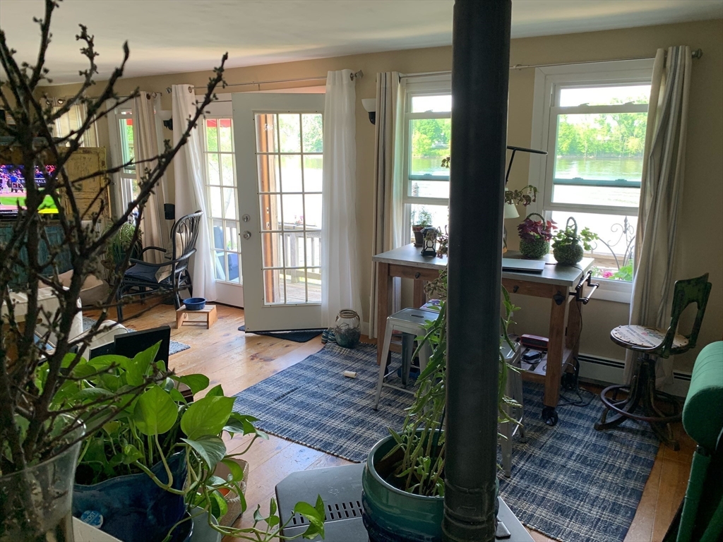 140 Riverbank Road Northampton, MA 01060 - Photo 33 of 37