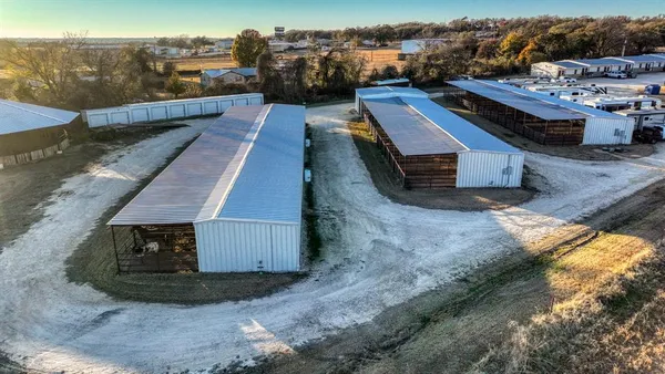 a view of a car in front of house